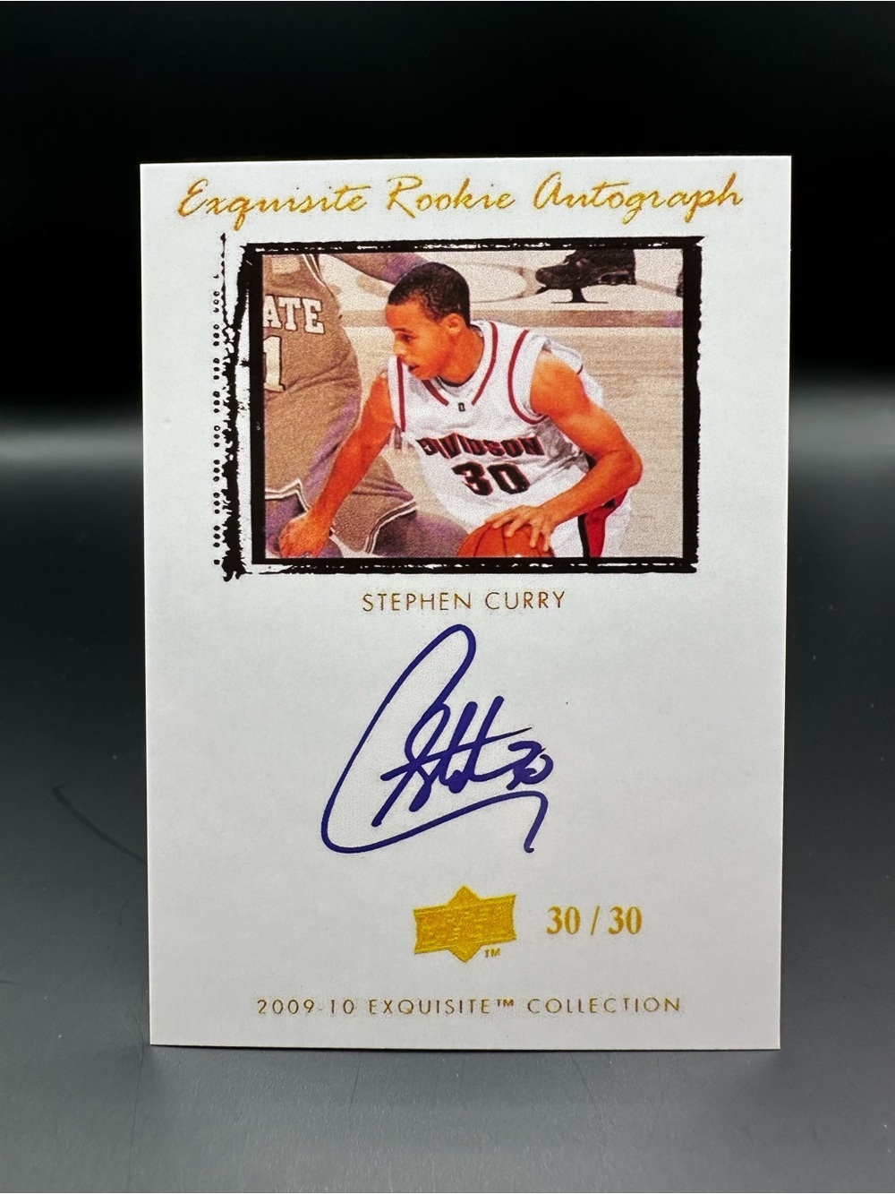 Stephen Curry Signed Rookie 2009/10 Upper Deck Novelty Cards
